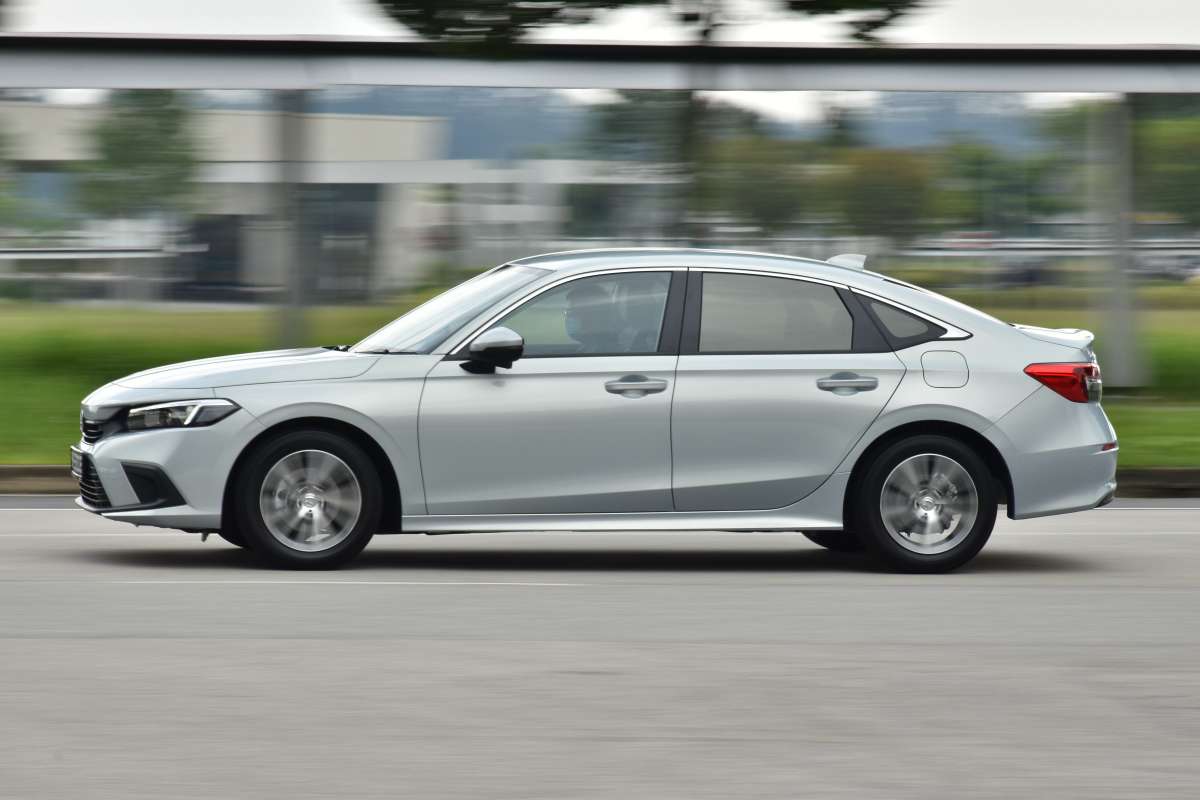 2021 Honda Civic Turbo Singapore CarBuyer.com .sg 24