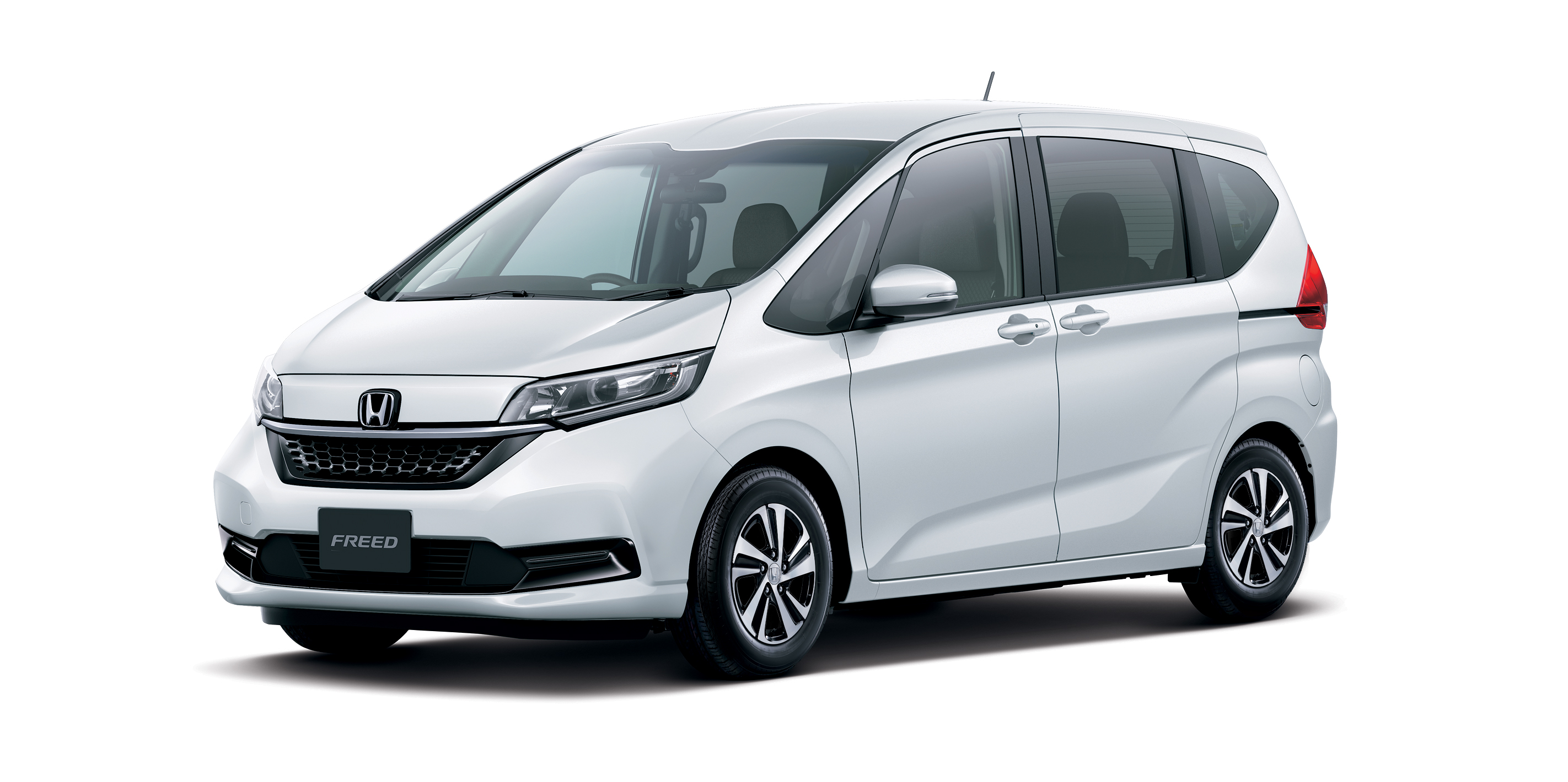 Freed-E7-high-res---platinum-white Honda New Freed
