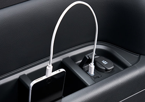 Interior-Hotspots---500x352px-3rd-rowcharging Honda All-New STEP WGN Spada